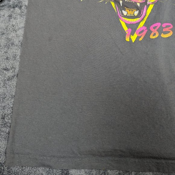 Def Leppard Shirt Adult Medium Gray Pullover Long Sleeve 1983 Art Music Band Tee - Picture 4 of 16